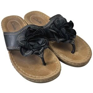 Clarks Leather Thong Sandals Womens 7.5 Black Floral Applique Wedge Comfort Boho